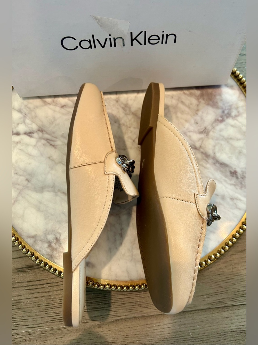 Calvin Klein Nude Leather Chain-Accent Slip-On Mules | Sz. 6 (NWB) - Picture 5 of 6
